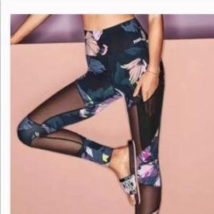 Ultimate Victoria secret yoga leggings comfortabl